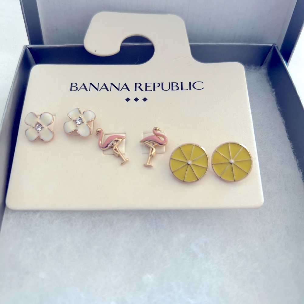 Banana Republic pierced earrings